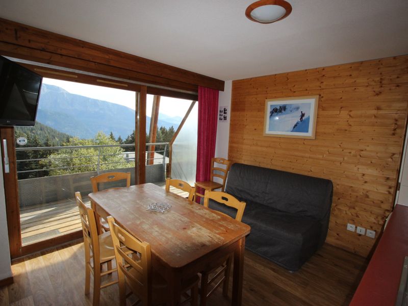 Appartement Chamrousse, 3 Rooms, 6 Guests - Résidence VIL. BACHAT MELEZES - Chamrousse