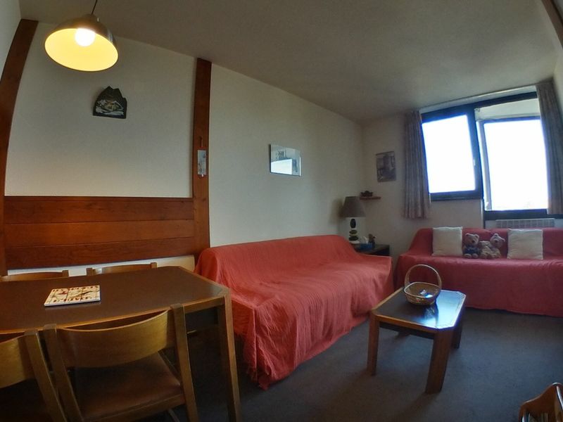 Apartment Avoriaz, 1 bedroom, 4 persons - Cosy 2-Room Apartment for 4 with Balcony, Ski-in/Ski-out Access, Near Ski School and Shops FR-1-759-36 - Avoriaz