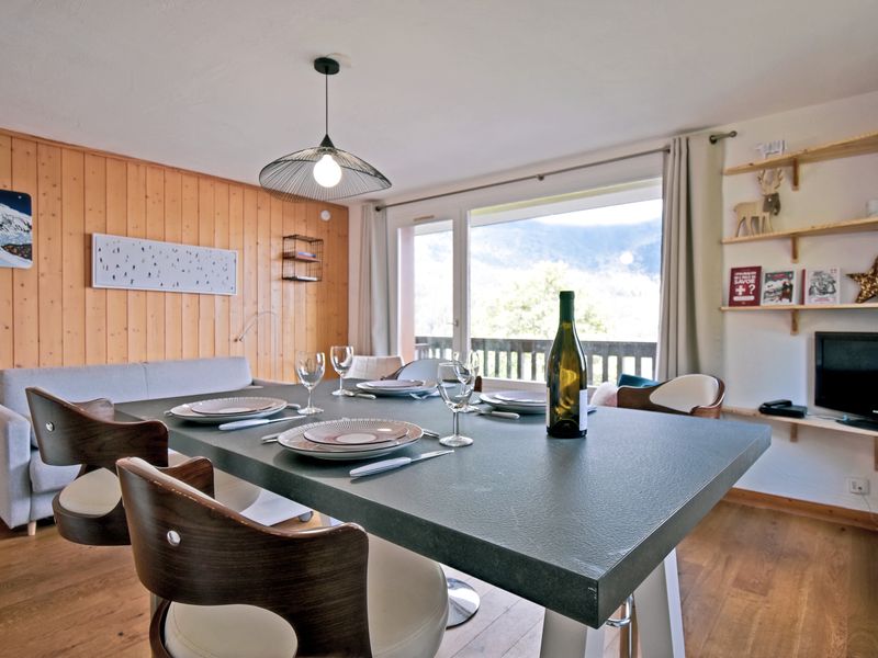 Appartement Meribel, 3 pieces, 4 personnes - Family-Friendly Apartment, Close to Morel Chairlift, Free Shuttle, Balcony & WiFi FR-1-613-96 - Méribel Altiport 1700