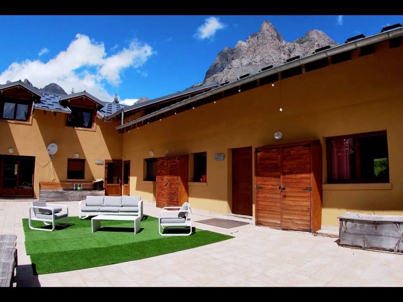 Chalet Le Monetier-les-Bains, 6 rooms, 8 people - 6-room chalet with fireplace, private parking near Monêtier-les-Bains FR-1-762-30 - Serre Chevalier 1500 - Monêtier Les Bains