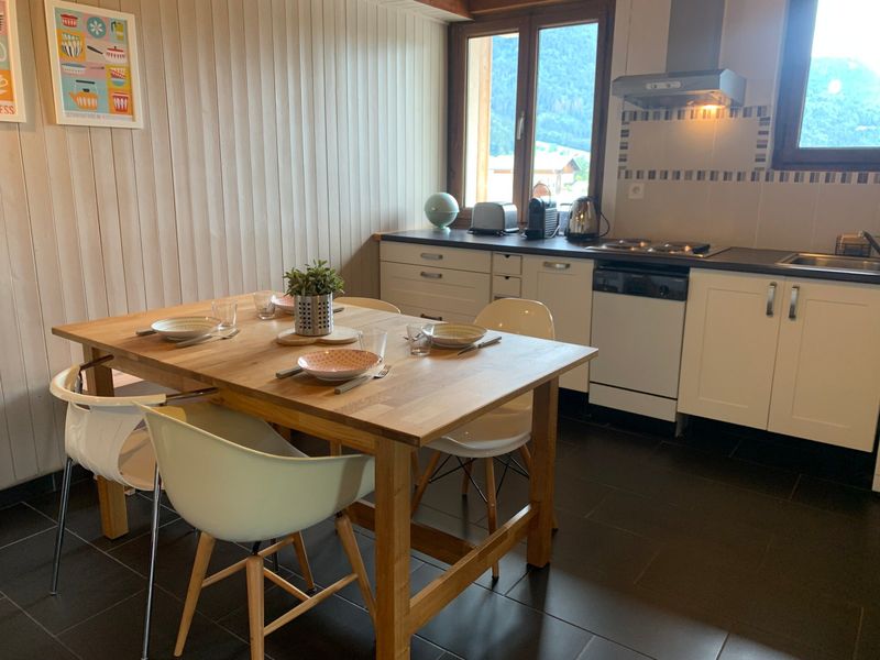 Apartment Morzine, 1 bedroom, 5 persons - Cozy apartment near slopes with balcony and parking - Sleeps 6 FR-1-679-7 - Morzine
