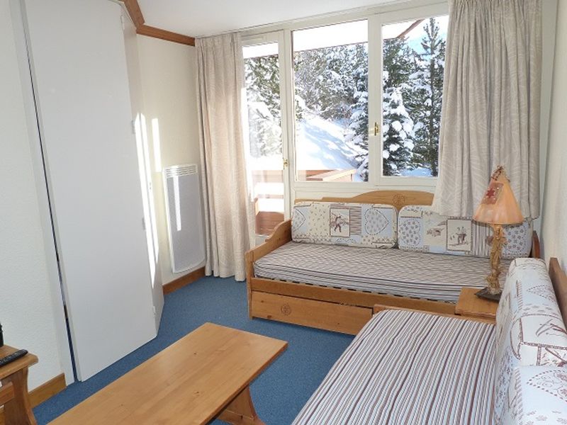 Apartment Les Menuires, 1 bedroom, 6 persons - Cozy Alpine Apartment, Ski-In/Ski-Out, South-Facing Balcony, Great Views, Sleeps 6 FR-1-178-182 - Les Menuires Reberty 1850