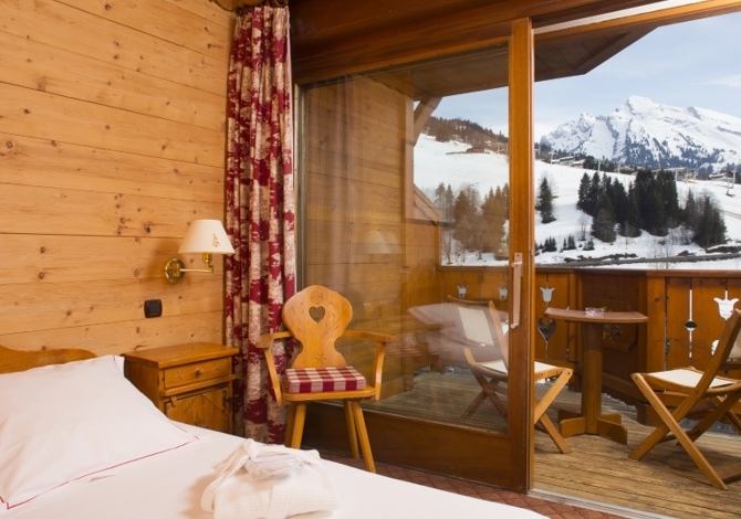 Chambre 2 Personnes Sud Balcon with breakfast - Hôtel Carlina *** - La Clusaz