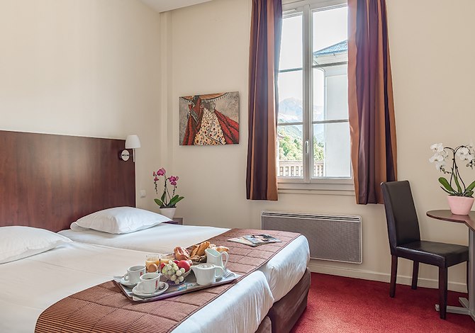 Comfort Double Room with Breakfast - Savoy Hotel 3* - Brides les Bains