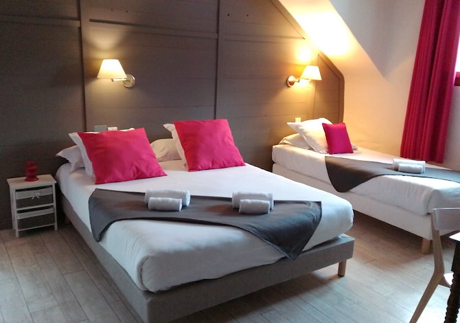 Superior Triple Room - Hotel Le Belvédère 3* - Brides les Bains