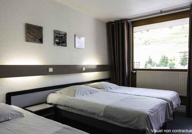 Premium Chambre 3 Adultes + 1 Enfant Balcon 1er étage en Petit déjeuner - Hotel Les 2 Alpes L’Orée des Pistes - Les Deux Alpes Centre