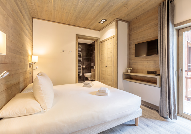 Room 2 persons Comfort Balcony Half board - Victoria Lodge Friendly Hotel 3* - Val d'Isère Centre