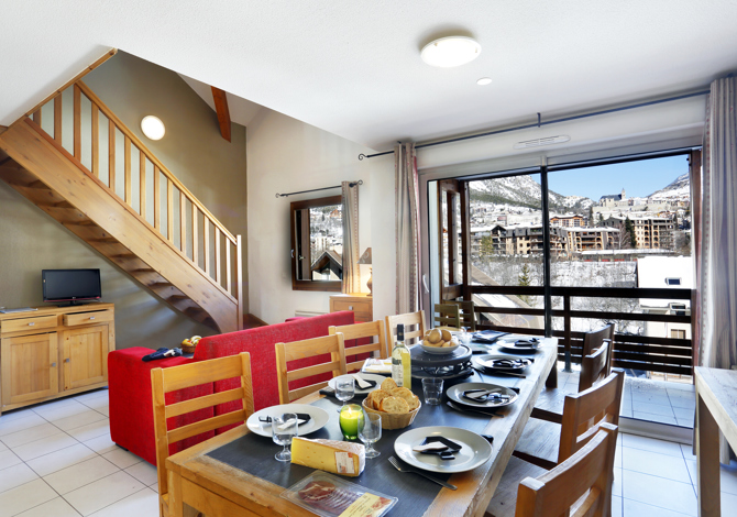 4 bedrooms 8/10 people - Duplex - Nemea Résidence L'Aigle Bleu - Serre Chevalier 1200 - Briançon