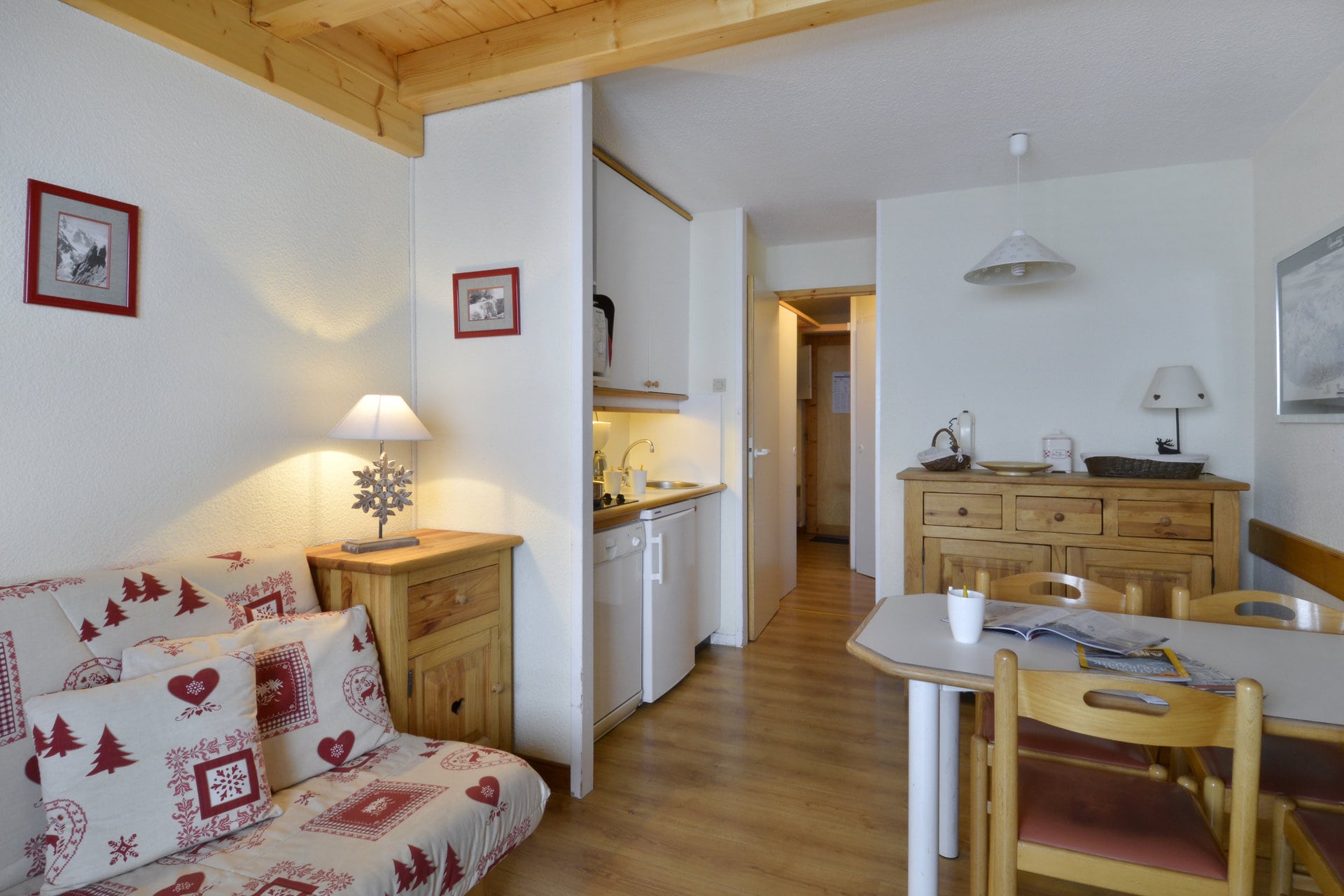 Apartments Les Gentianes - travelski home choice - Apartements CALLISTO - Plagne - Belle Plagne