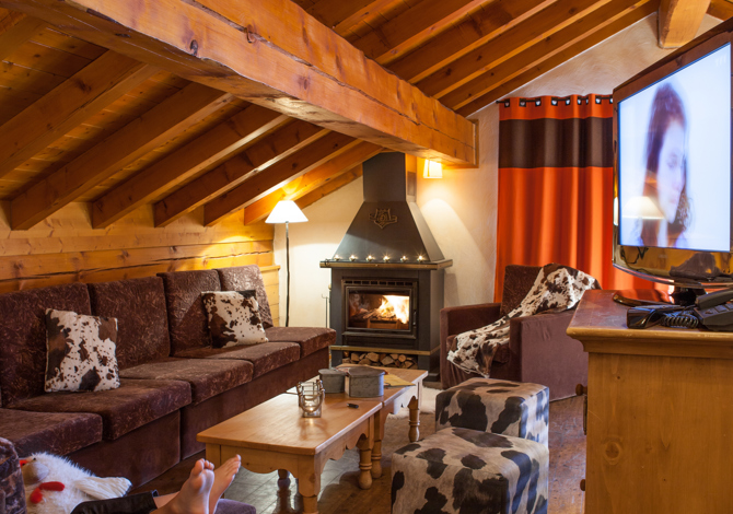 3 Bedrooms sleeps 9 - Cabin - Résidences Village Montana 4* - Tignes 2100 Le Lac