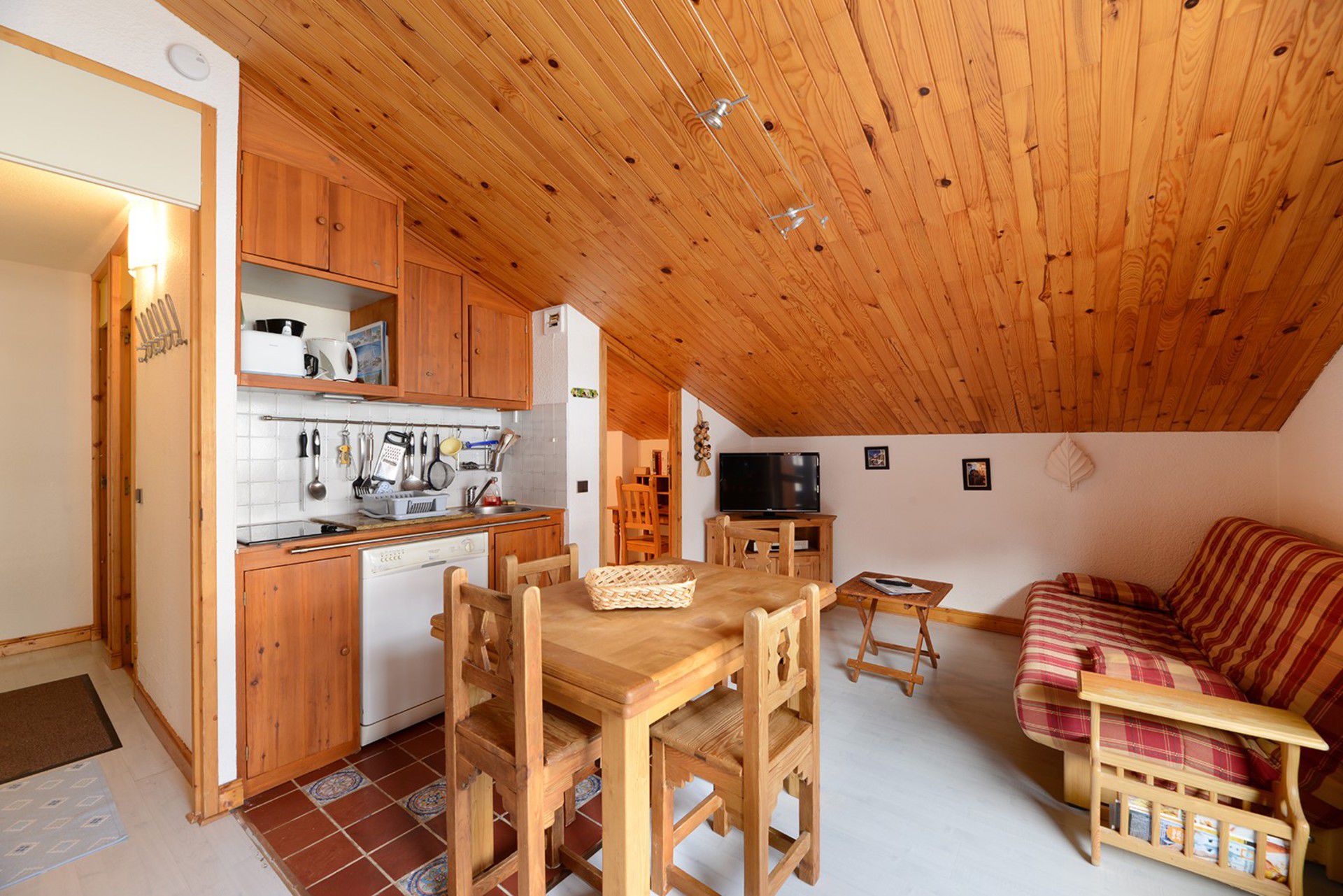 2 rooms 4 people - travelski home choice - Apartements CROIX DU SUD - Plagne - Belle Plagne