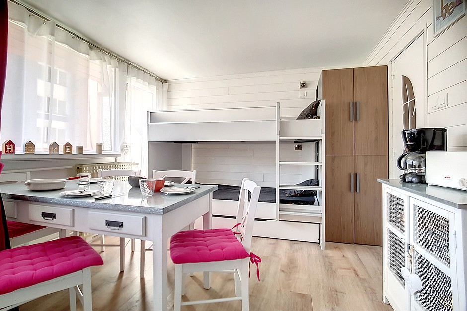 Studio 4 personnes - travelski home choice - Apartements LES LAUZES - Les Menuires Croisette