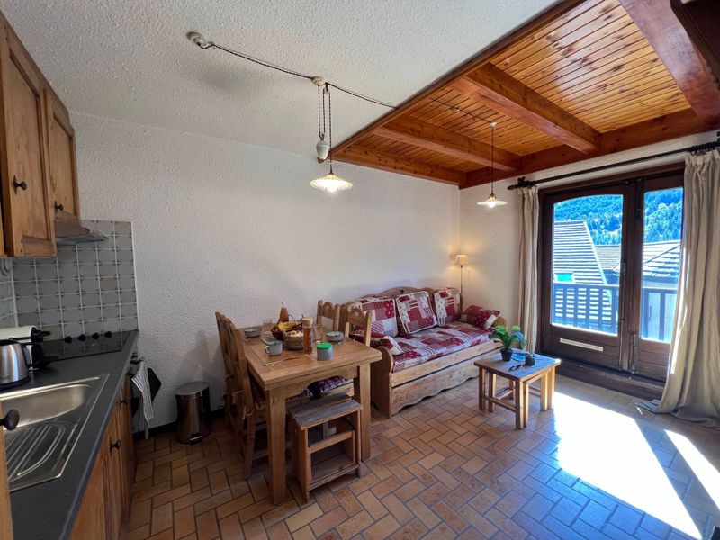 2 pièces 6 personnes - Apartements VIE DE CLARE NARCISSE - Serre Chevalier 1500 - Monêtier Les Bains