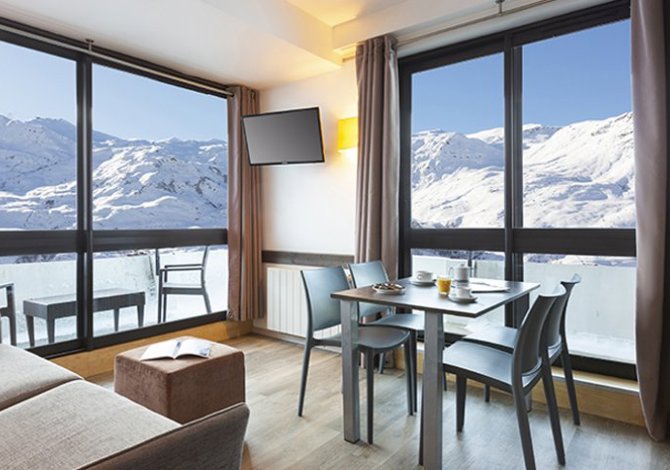 2 Pieces 4 Persons with Balcony - SOWELL RESIDENCES Crêt Voland 4* - Les Menuires Brelin