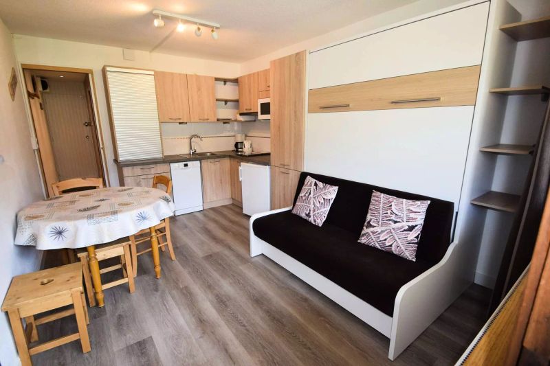 Studio for 4 Persons - Residence Le France - Plagne Centre