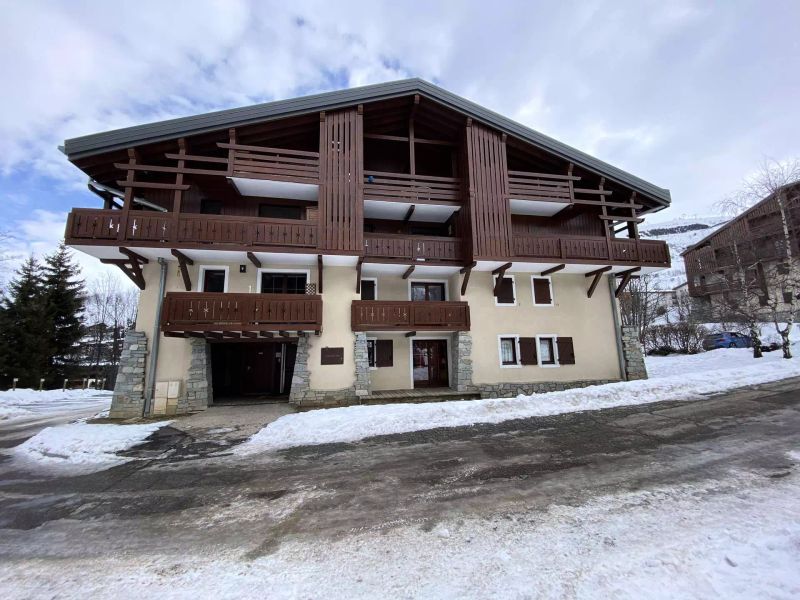 Nice T2 from the chairlift - Chalets D Or - Les Deux Alpes Centre