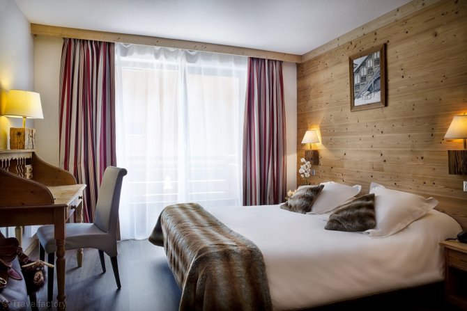 Bedroom 2 people - Hôtel Alpen Roc 3* - La Clusaz