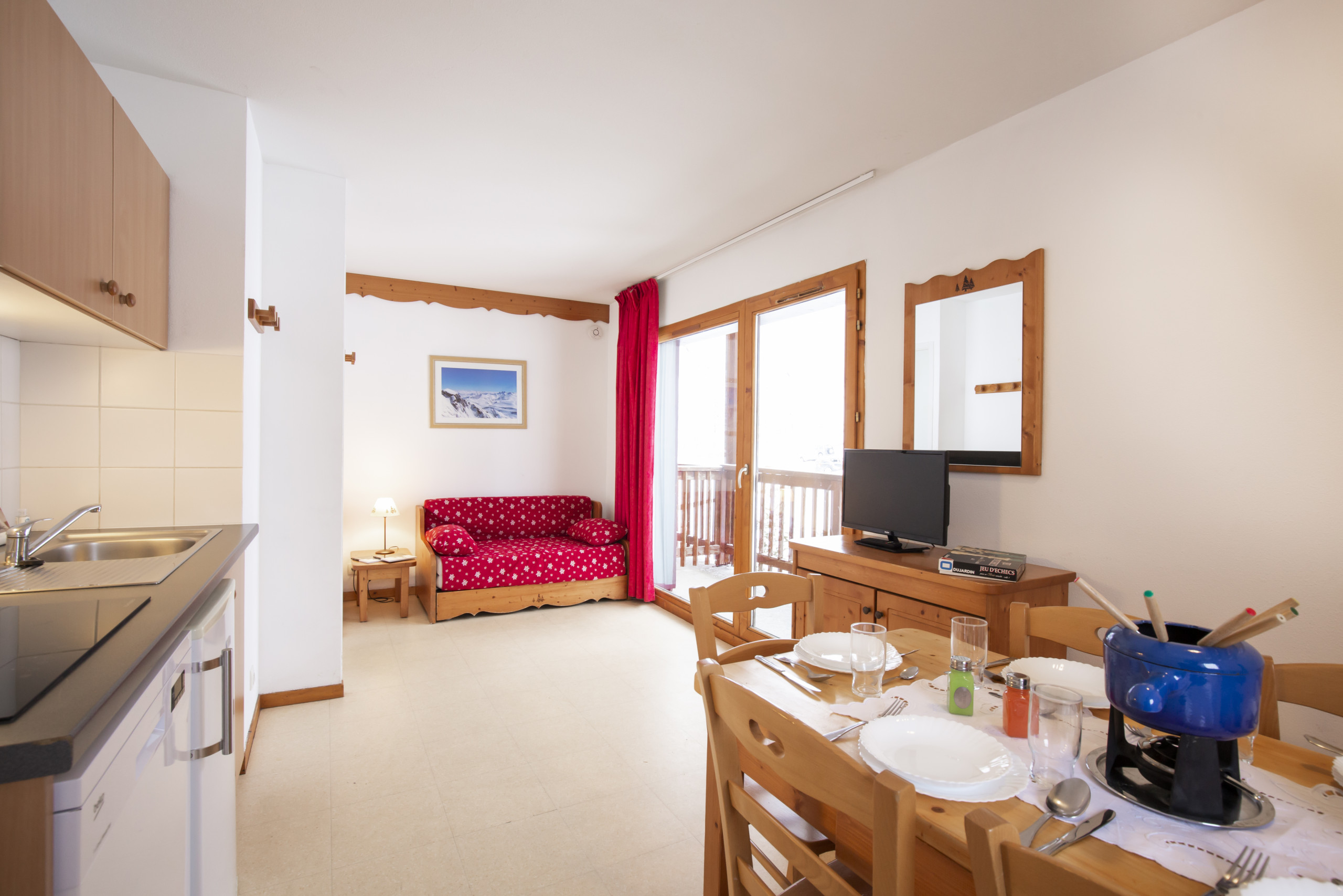 2 rooms 6 persons mountain view and view of the ski slopes - Apartements Balcons C 023 - PARC NAT. VANOISE appart. 6 pers. - Val Cenis Termignon