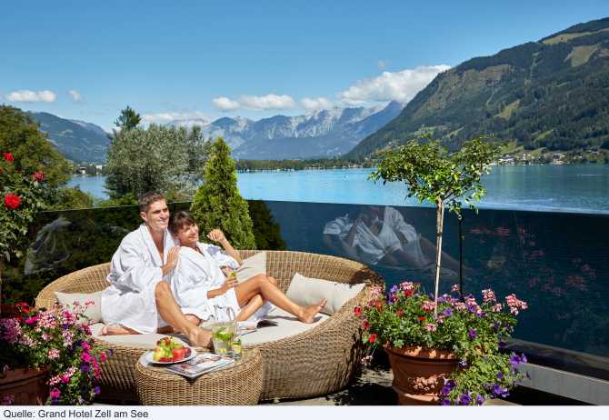 Room 2 adults 2 children with Halfboard - Grand Hotel ****sup. - Zell am See