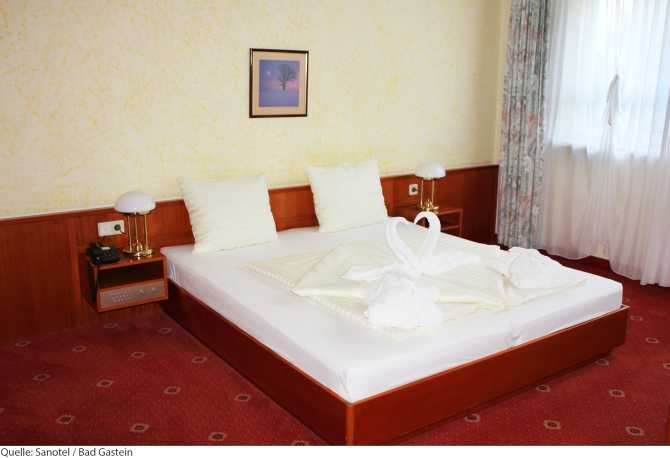 Room 3 adults 1 child with Halfboard - Hotel Sanotel - Bad Gastein 