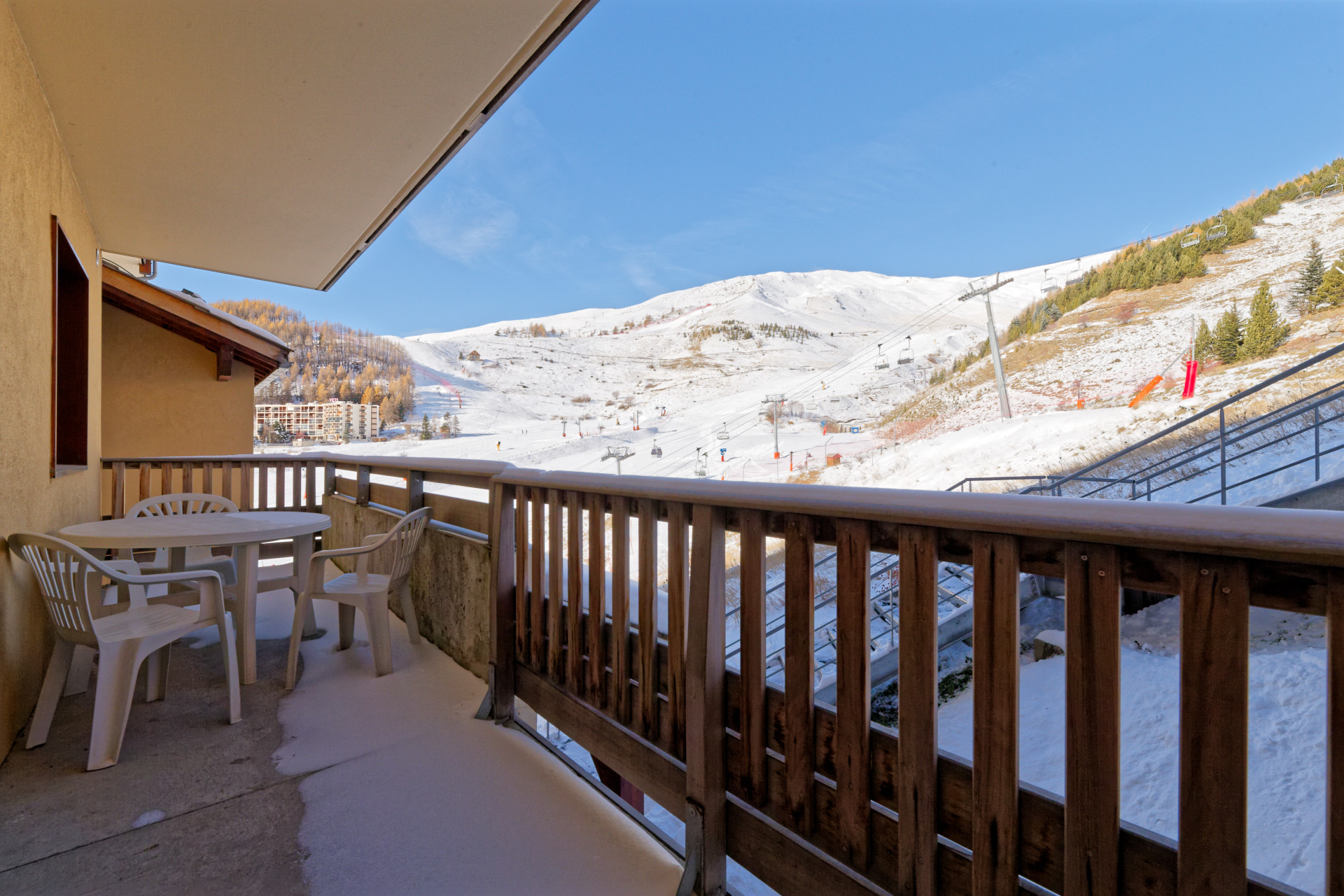 2 rooms 6 persons mountain view and view of the ski slopes - Apartements T.Bergerie B406 -Appart au pied des pistes-6 pers - Orcières Merlette 1850