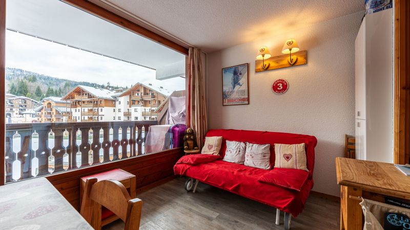 2 rooms 4 persons view of the ski slopes and pool view - Apartements Les Eterlous N°35 - 2P4 - Morillon 1100 Les Esserts