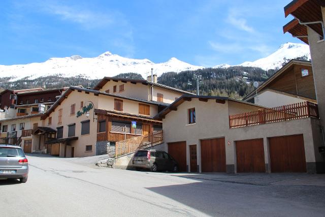 Apartements LES ESSARTS - Val Cenis Lanslevillard