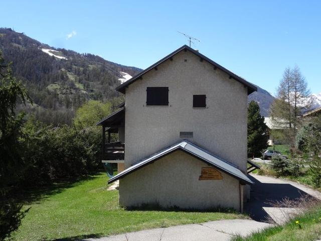 Apartements CARINES - Serre Chevalier 1350 - Chantemerle