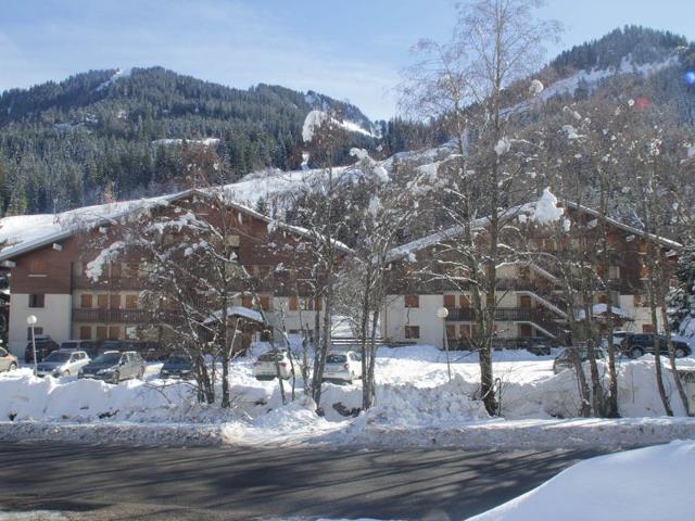 Cozy 2-Room Apartment for 4 with Balcony Near Linga Cable Car, Châtel FR-1-198-113 - Châtel