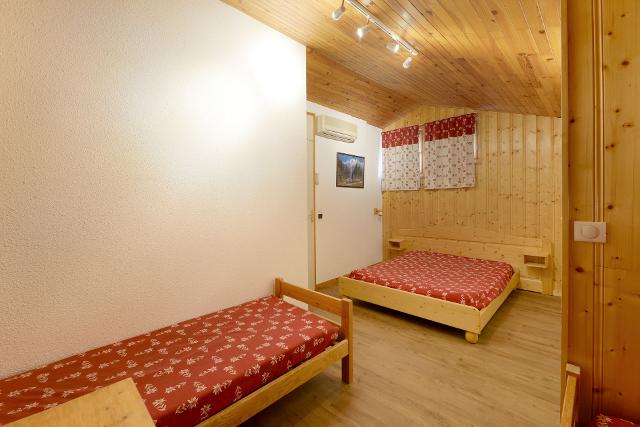 Apartments Les Avrieres Bas - Plagne - Montchavin