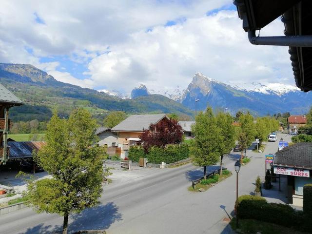 Ski-In/Ski-Out Studio, Balcony, Sleep 4, Near Village, Full Kitchen FR-1-412-30 - Morillon Village