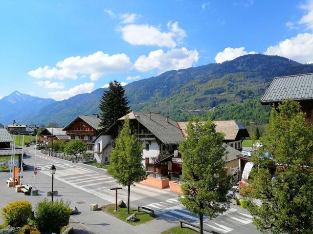 Ski-In/Ski-Out Studio, Balcony, Sleep 4, Near Village, Full Kitchen FR-1-412-30 - Morillon Village