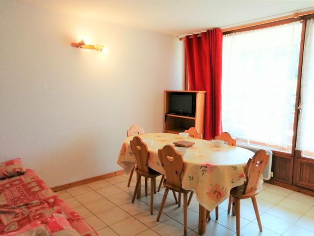 Cozy 2-Room + Cabin for 6 at the Foot of the Slopes in Morillon 1100 FR-1-412-8