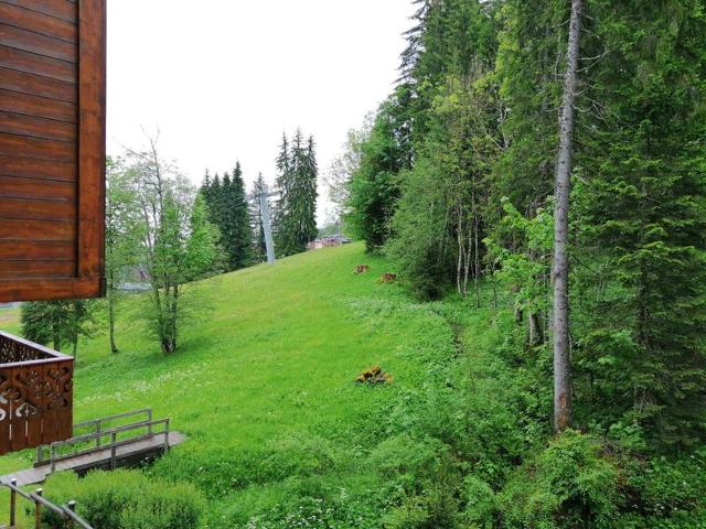 Morillon 1100: 2BR, 7 people, pets allowed, parking, Wifi, 50m from slopes FR-1-412-15 - Morillon 1100 Les Esserts