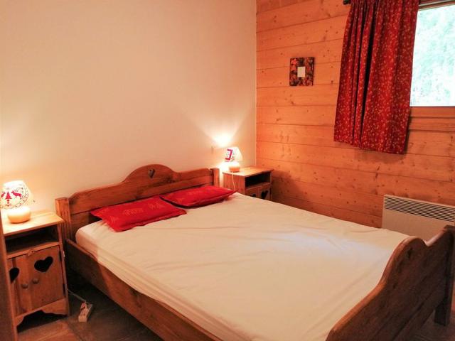 Morillon 1100: 2BR, 7 people, pets allowed, parking, Wifi, 50m from slopes FR-1-412-15 - Morillon 1100 Les Esserts