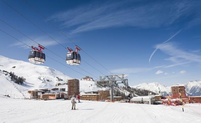 Apartements LES ECRINS - Plagne Centre