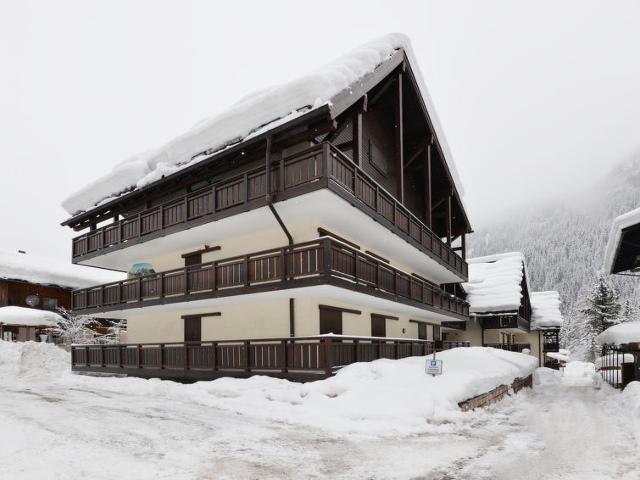 Apartment Marmolada - Canazei