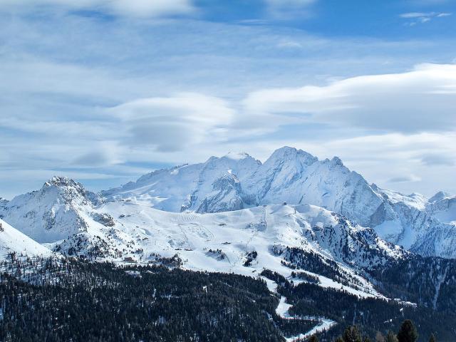 Apartment Marmolada - Canazei