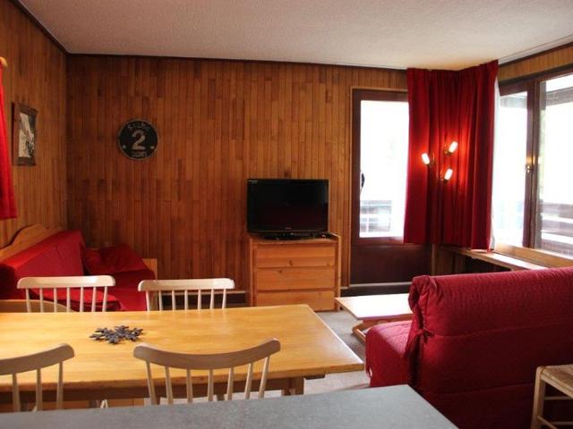 Cozy 2-Room Apartment, South/West Exposure, 100m from Slopes in Tignes FR-1-449-93 - Tignes Val Claret