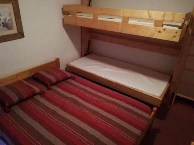 Cozy 2-Room Apartment, South/West Exposure, 100m from Slopes in Tignes FR-1-449-93 - Tignes Val Claret