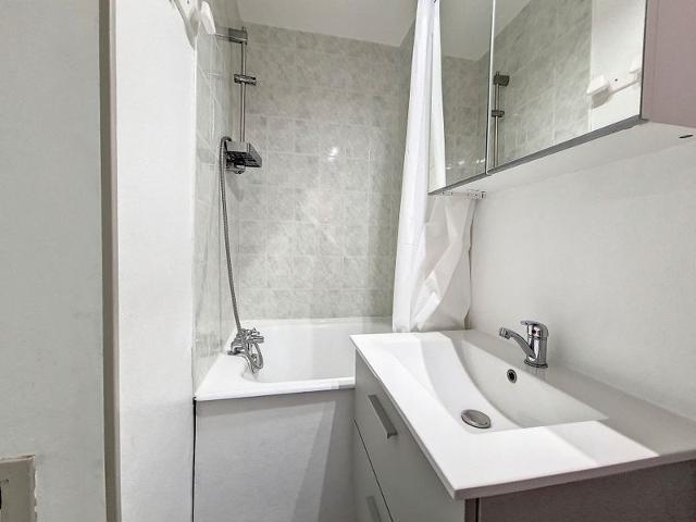 Apartements DORONS - Les Menuires Croisette