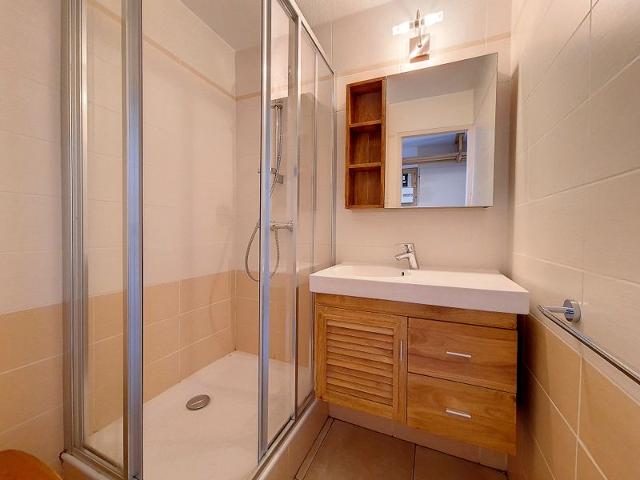 Apartements LAC DU LOU - Les Menuires Croisette