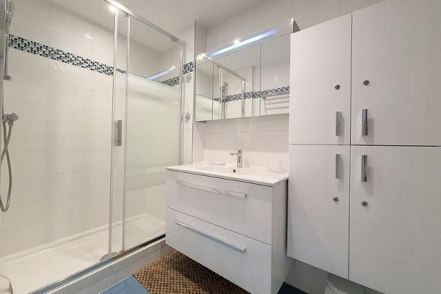Apartements OISANS - Les Menuires Croisette