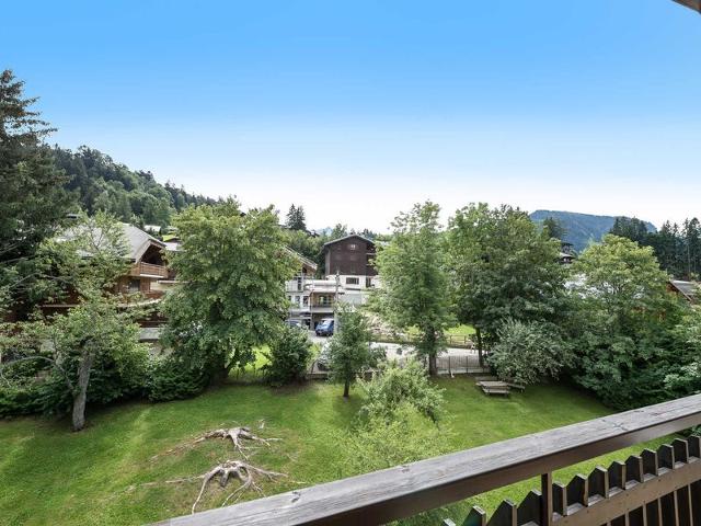 Charming Duplex Studio in Central Megève with Balcony, Parking, and Ski Storage FR-1-453-44 - Megève