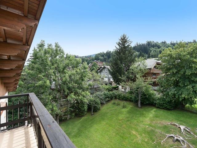 Charming Duplex Studio in Central Megève with Balcony, Parking, and Ski Storage FR-1-453-44 - Megève
