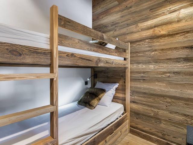 Cozy Duplex in Megève: 4 Bedrooms, Balcony, Fireplace, Pool, Tennis, 2km from Mont d'Arbois Lift FR-1-453-25 - Megève