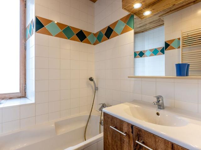 3-Bedroom Apartment in Village Center, Near Ski Lifts, WiFi, Parking FR-1-437-48 - La Clusaz