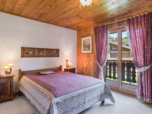 Spacious 4-Bedroom Apartment Near Jaillet Gondola with Balconies and Modern Amenities FR-1-453-11 - Megève