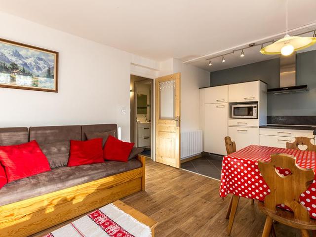 2-bedroom apartment in village center near slopes with Wifi FR-1-437-60 - La Clusaz