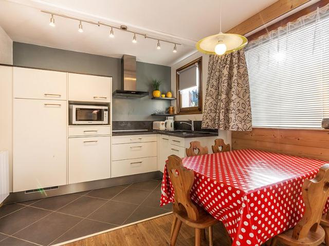 2-bedroom apartment in village center near slopes with Wifi FR-1-437-60 - La Clusaz